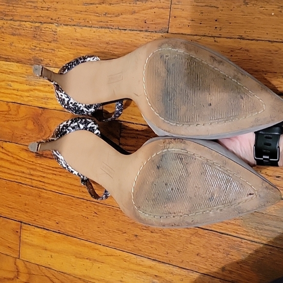 Steve Madden Animal print Heels. Size 10. Career Office Neutral - Picture 4 of 5